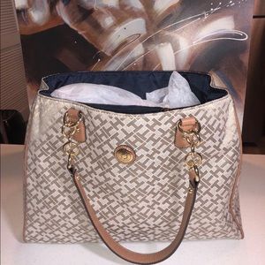 Tommy Hilfiger Tote Handbag
